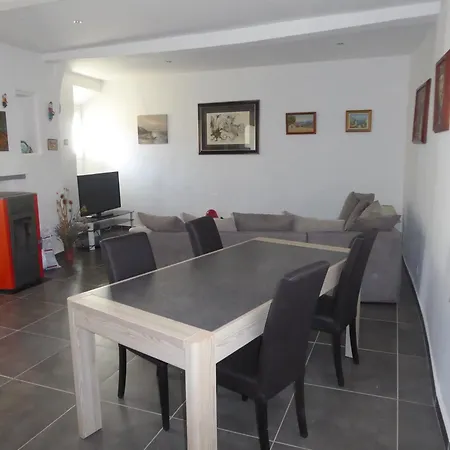 בית נופש Maison De Village *